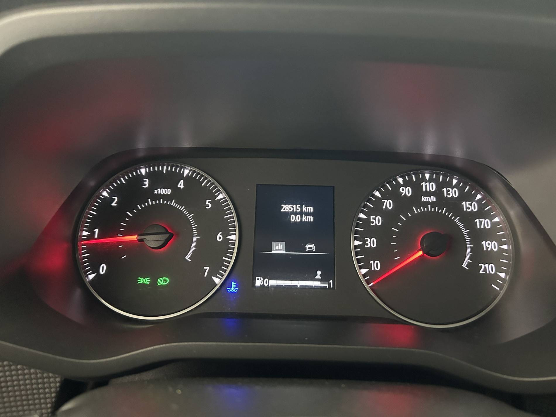 Vente en ligne Renault Trafic 3 Fourgon TRAFIC FGN L1H1 3T BLUE DCI 130 GSR2 au prix de 25 890 €