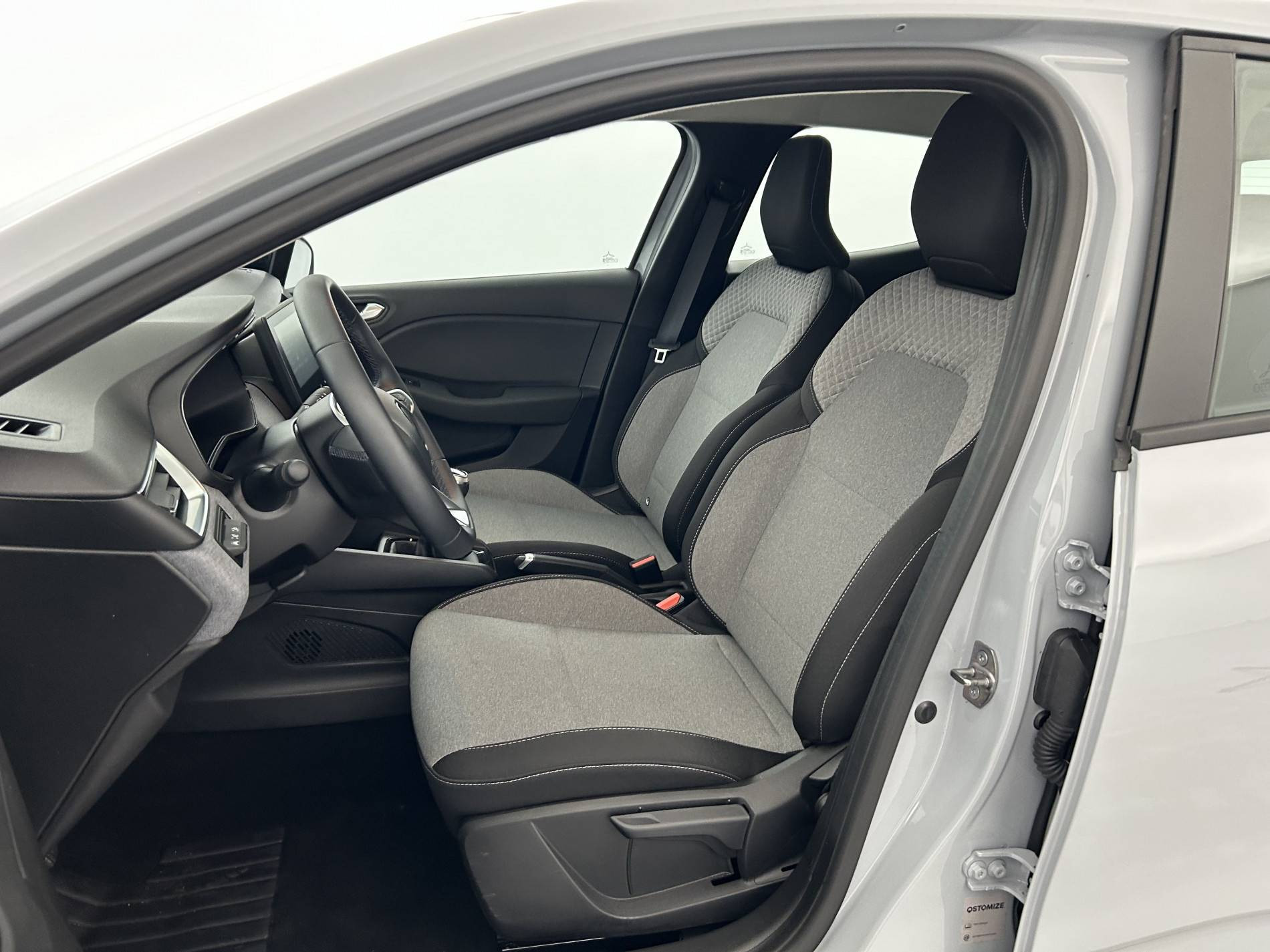 Vente en ligne Renault Clio 5 Clio TCe 90 au prix de 16 490 €