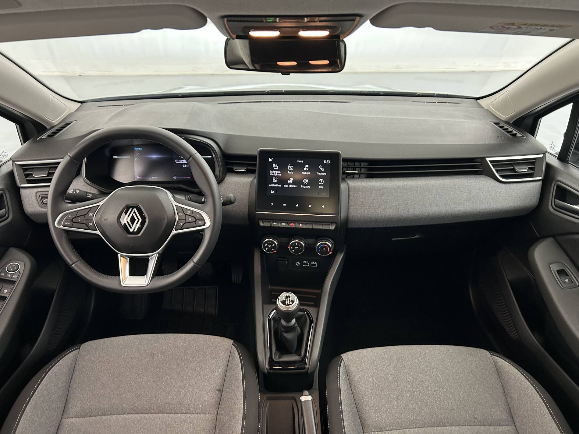 Vente en ligne Renault Clio 5 Clio TCe 90 au prix de 16 490 €