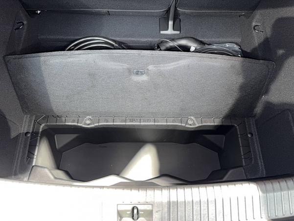 Vente en ligne Renault Megane E-Tech  220 ch autonomie confort au prix de 37 990 €