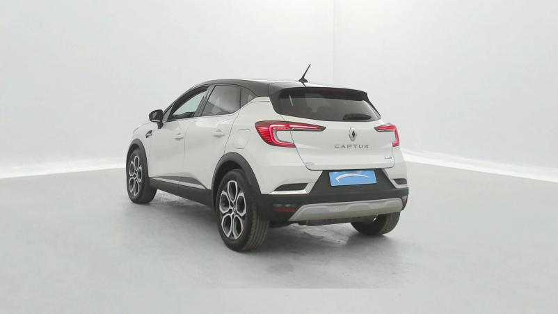 Vente en ligne Renault Captur  E-Tech Plug-in 160 au prix de 20 370 €