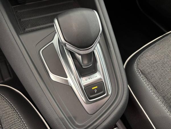 Vente en ligne Renault Captur  E-Tech Plug-in 160 au prix de 20 370 €