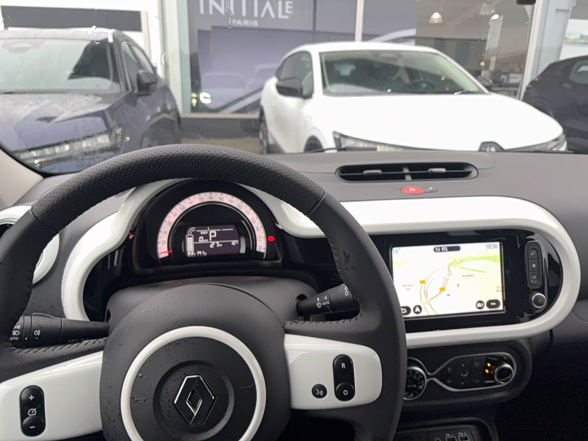 Vente en ligne Renault Twingo Electrique Twingo III E-Tech au prix de 14 890 €