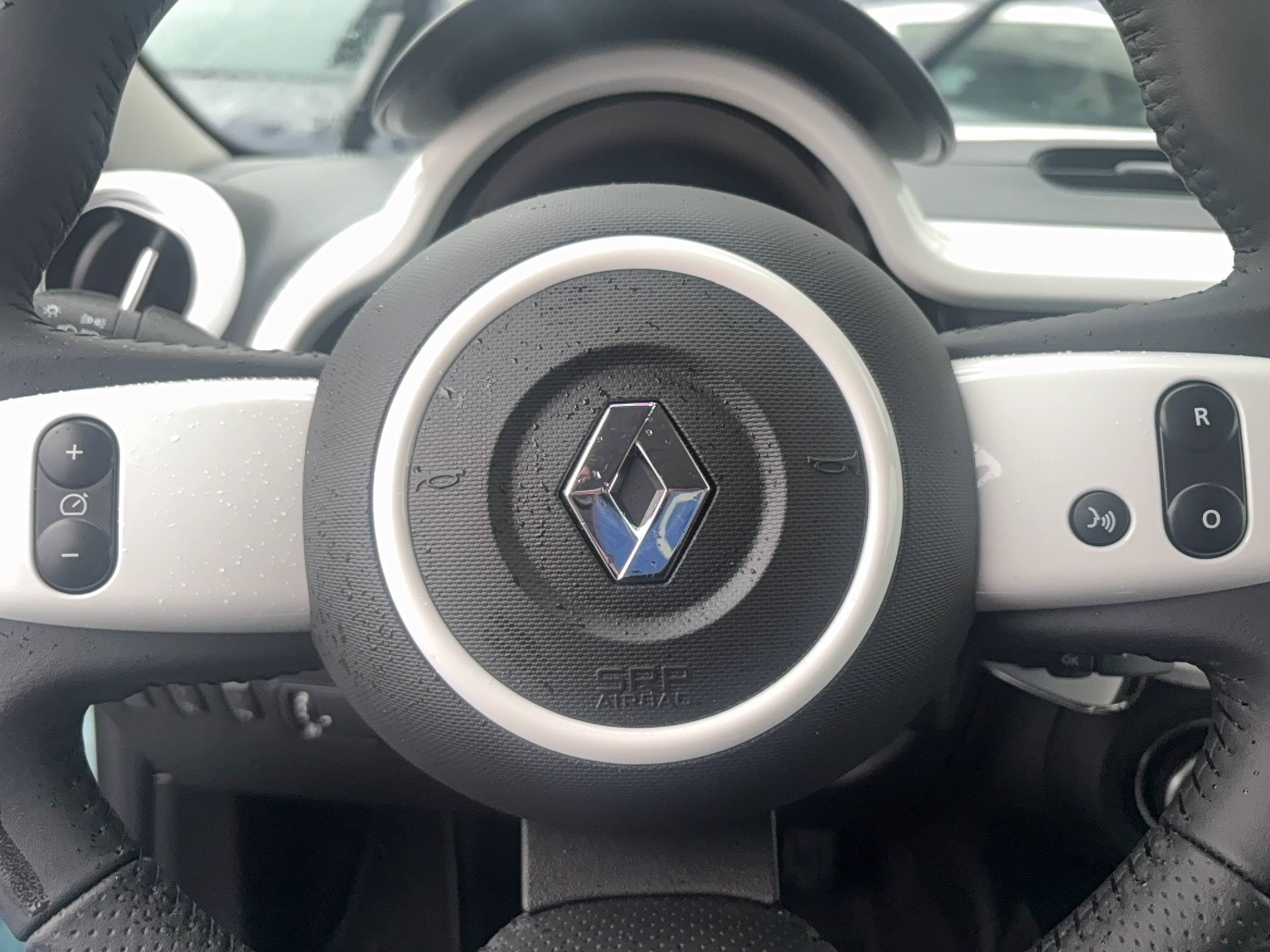 Vente en ligne Renault Twingo Electrique Twingo III E-Tech au prix de 14 890 €