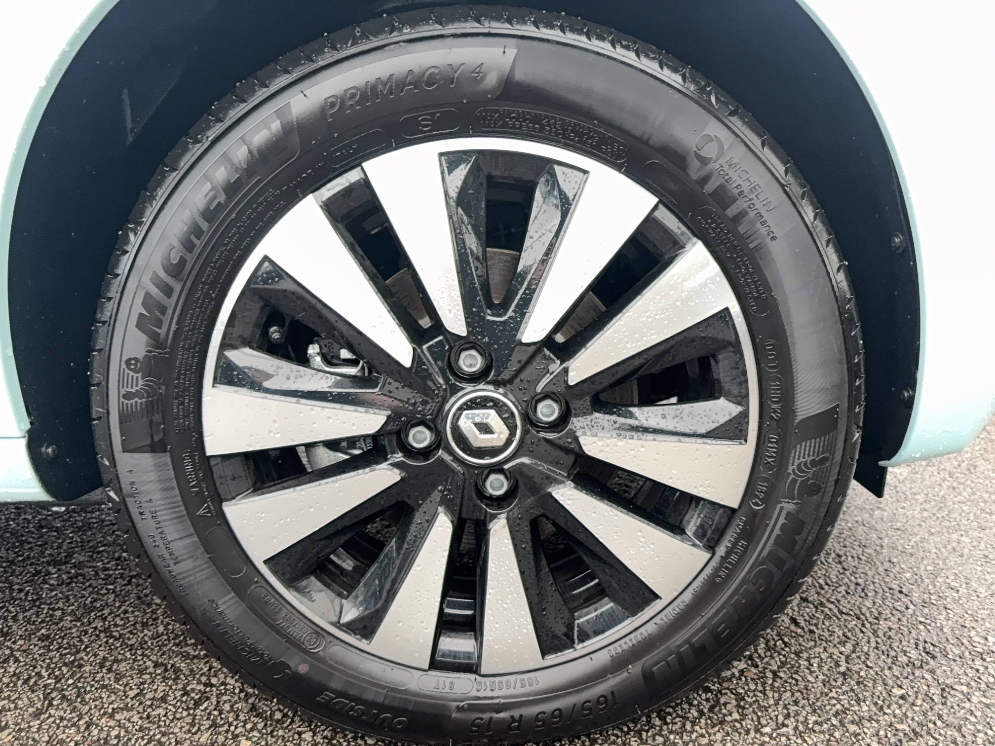 Vente en ligne Renault Twingo Electrique Twingo III E-Tech au prix de 14 890 €