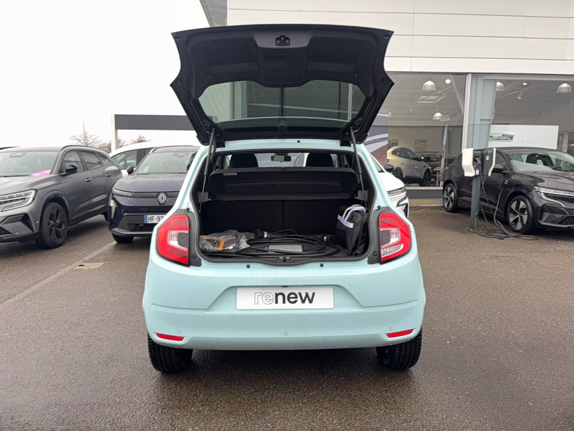 Vente en ligne Renault Twingo Electrique Twingo III E-Tech au prix de 14 890 €