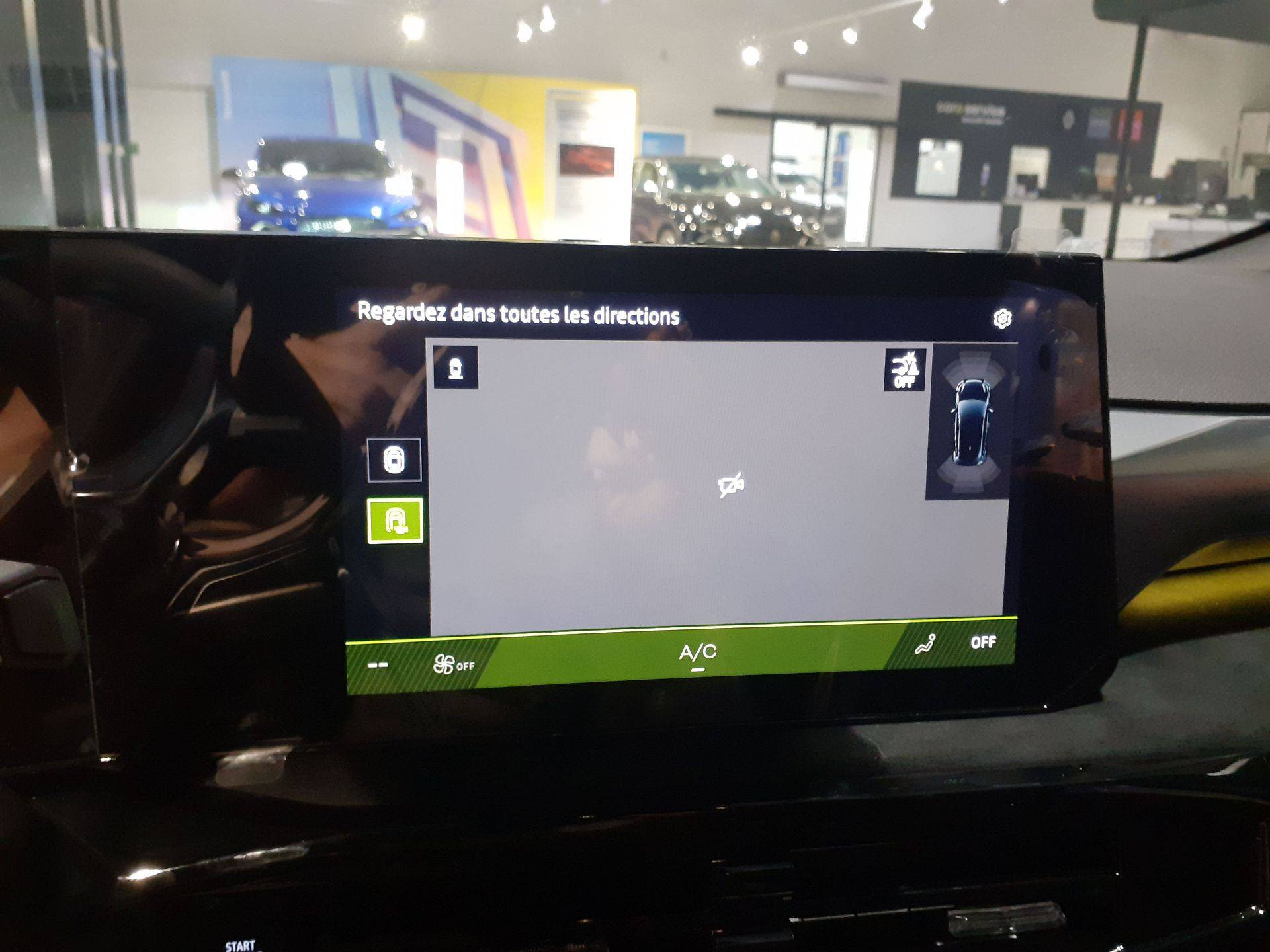 Vente en ligne Renault Clio 6 Clio E-Tech full hybrid 160 ch au prix de 30 150 €