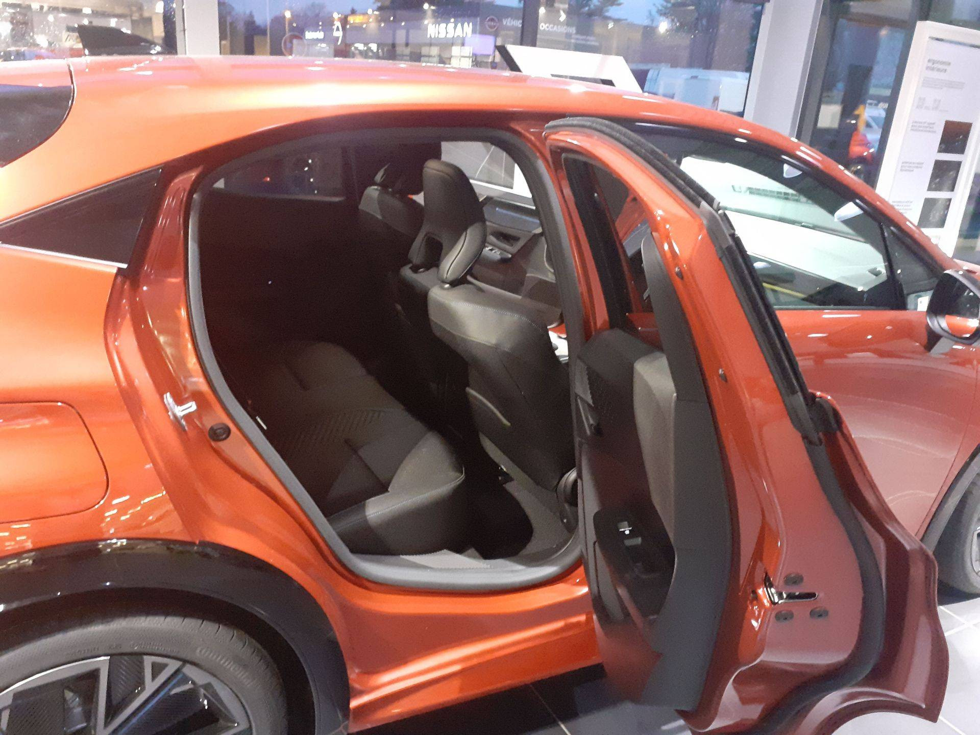 Vente en ligne Renault Clio 6 Clio E-Tech full hybrid 160 ch au prix de 30 150 €