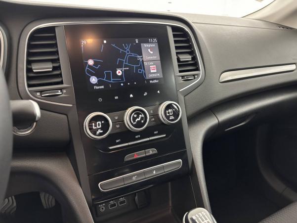 Vente en ligne Renault Megane 4 Estate Mégane IV Estate Blue dCi 115 au prix de 14 570 €