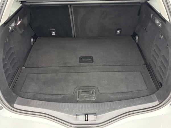 Vente en ligne Renault Megane 4 Estate Mégane IV Estate Blue dCi 115 au prix de 14 570 €