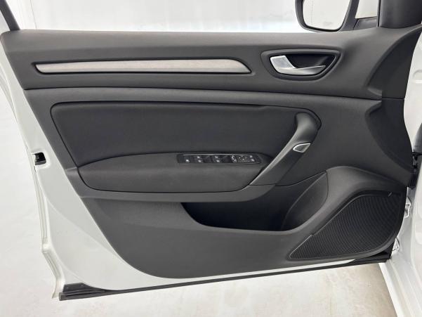 Vente en ligne Renault Megane 4 Estate Mégane IV Estate Blue dCi 115 au prix de 14 570 €