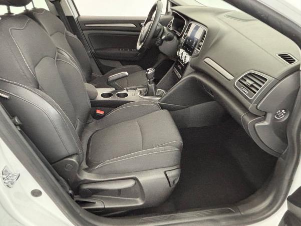 Vente en ligne Renault Megane 4 Estate Mégane IV Estate Blue dCi 115 au prix de 14 570 €