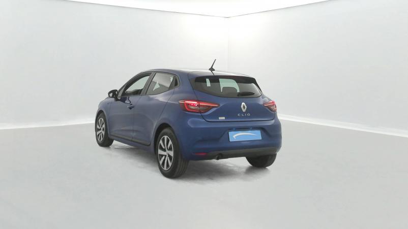 Vente en ligne Renault Clio 5 Clio TCe 90 au prix de 15 470 €