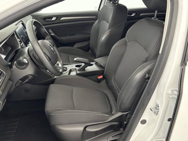 Vente en ligne Renault Megane 4 Estate Mégane IV Estate Blue dCi 115 au prix de 14 570 €