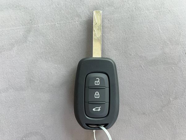 Vente en ligne Dacia Sandero  SCe 65 au prix de 12 990 €