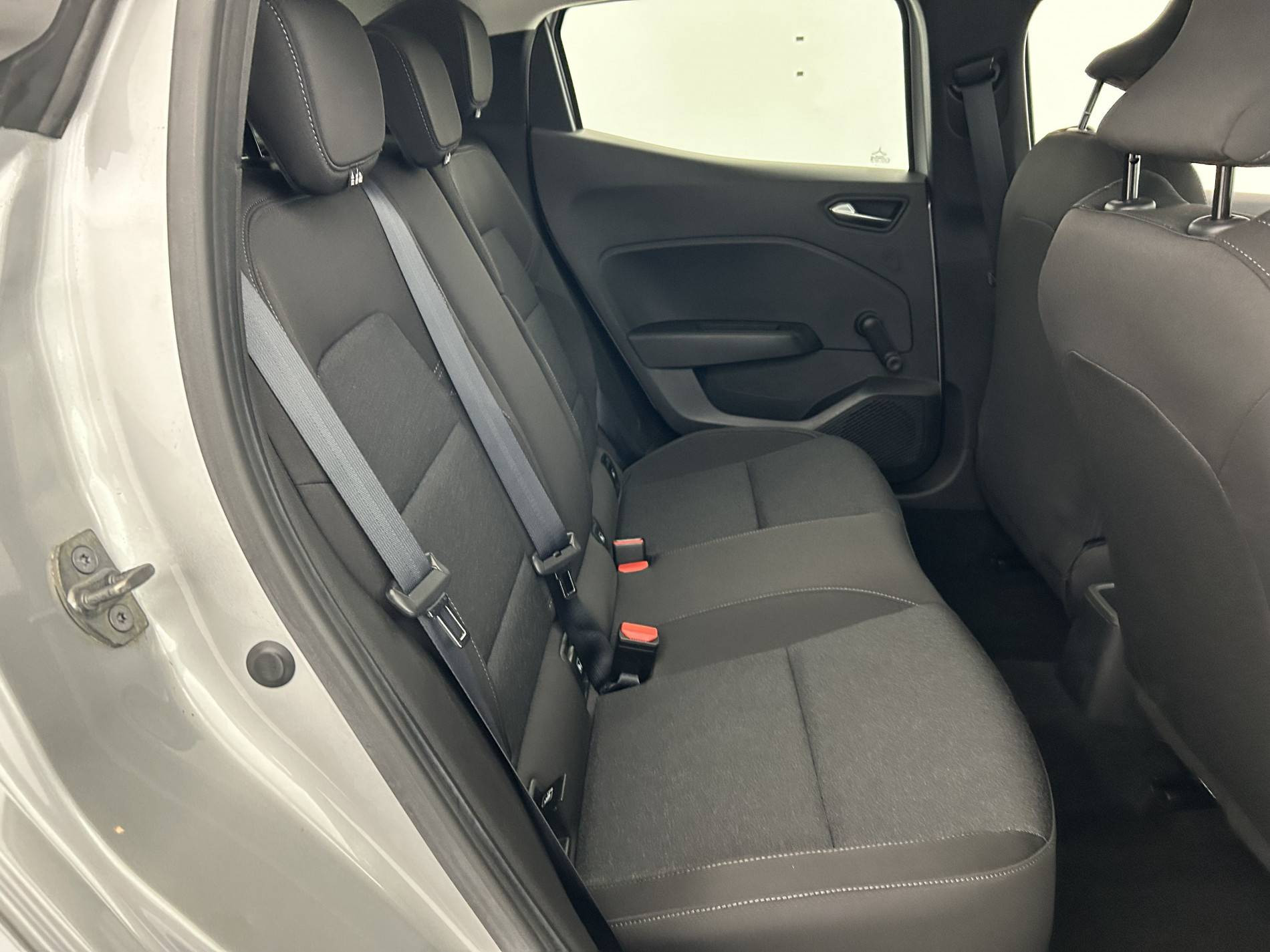 Vente en ligne Renault Clio 5 Clio TCe 90 au prix de 15 990 €