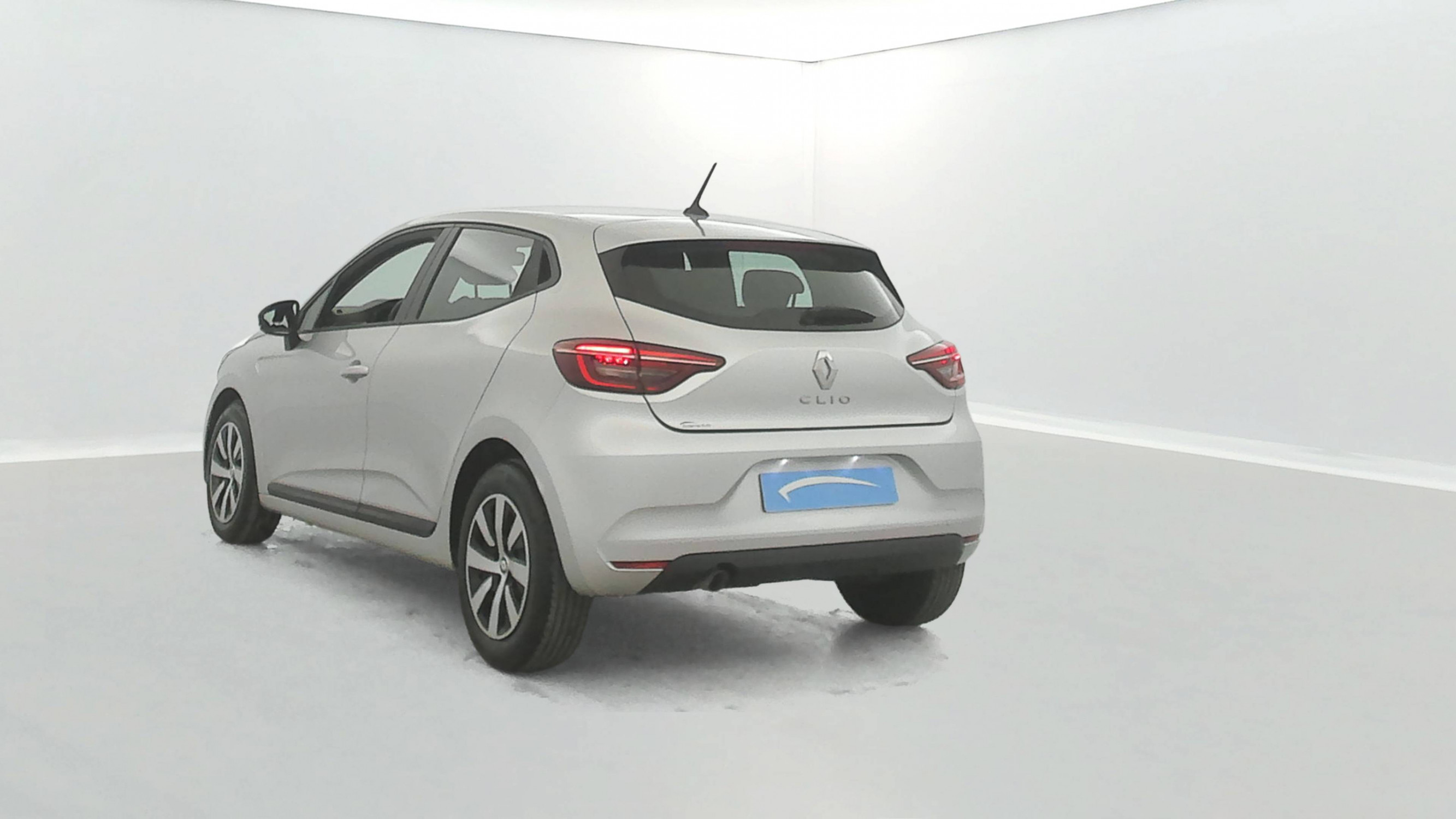 Vente en ligne Renault Clio 5 Clio TCe 90 au prix de 15 990 €