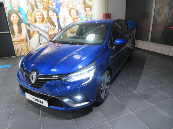 Vente en ligne Renault Clio 5 Clio E-Tech 140 - 21N au prix de 22 990 €