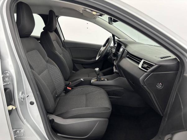 Vente en ligne Renault Clio 5 Clio TCe 100 au prix de 13 970 €