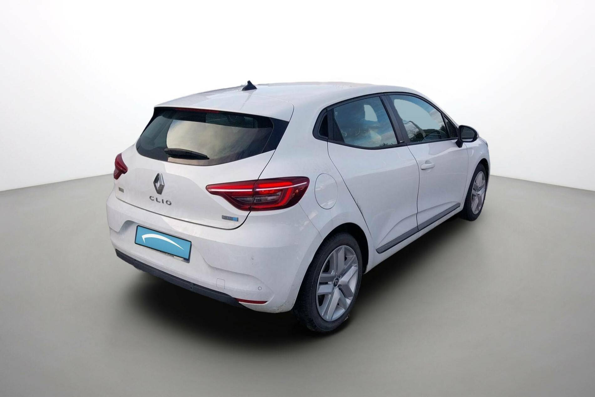 Vente en ligne Renault Clio 5 Clio E-Tech 140 au prix de 13 990 €