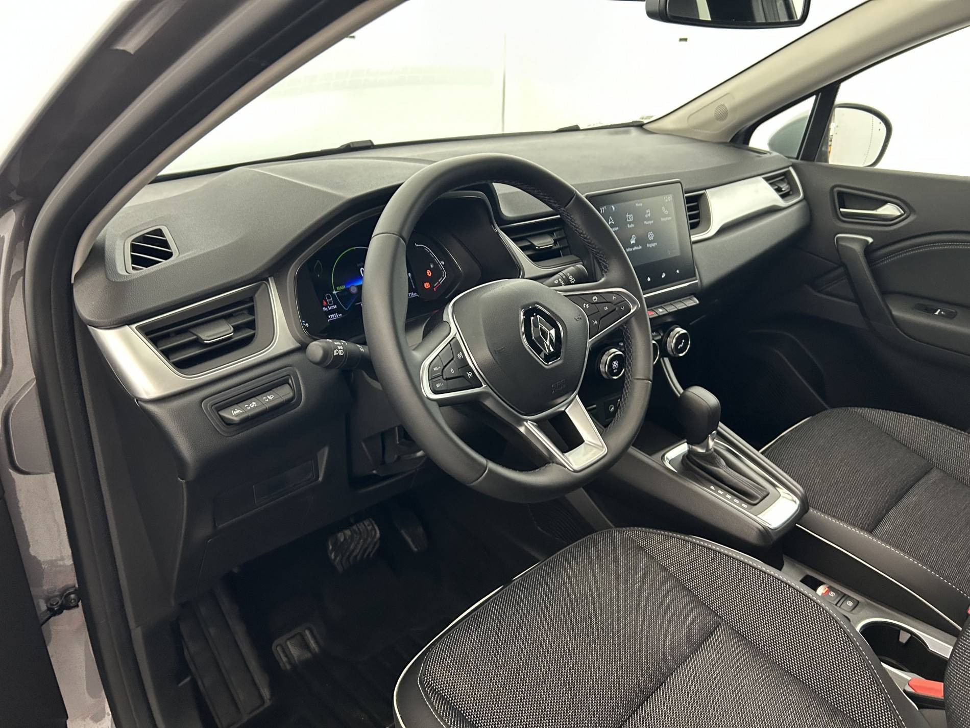 Vente en ligne Renault Captur  E-Tech full hybrid 145 au prix de 23 890 €