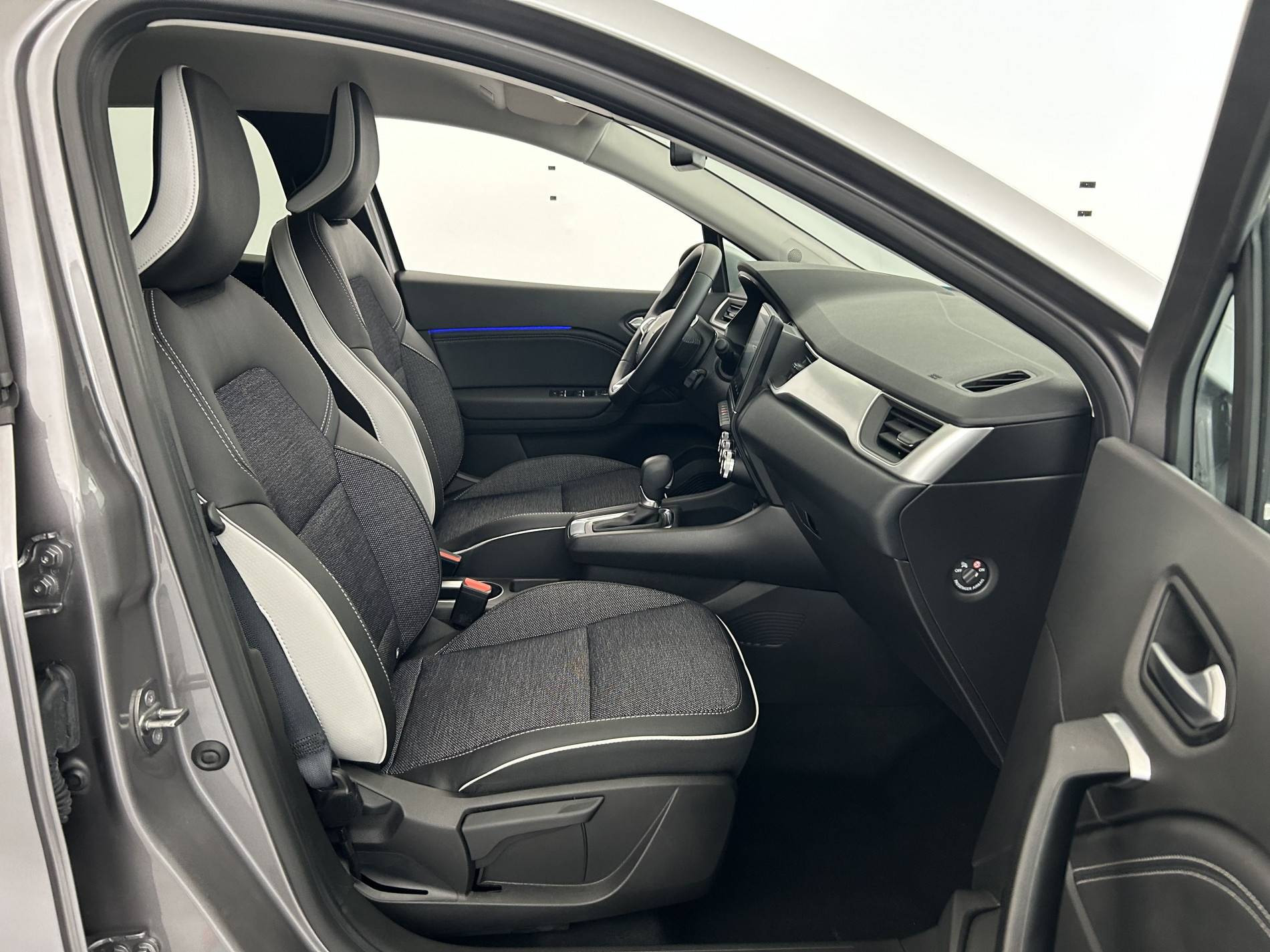 Vente en ligne Renault Captur  E-Tech full hybrid 145 au prix de 23 890 €