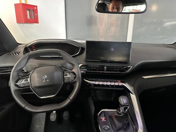 Vente en ligne Peugeot 3008  PureTech 130ch S&S BVM6 au prix de 21 070 €