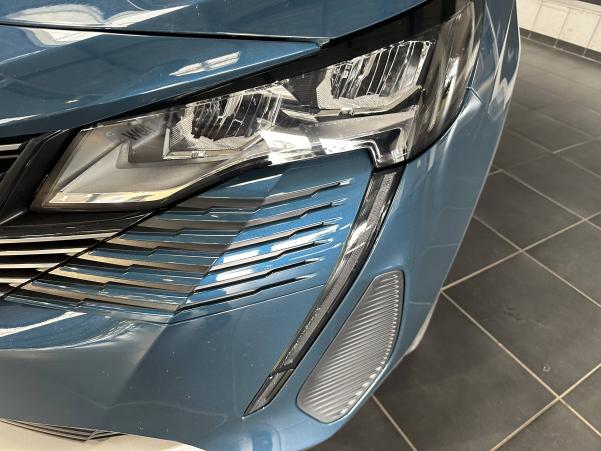 Vente en ligne Peugeot 3008  PureTech 130ch S&S BVM6 au prix de 21 070 €