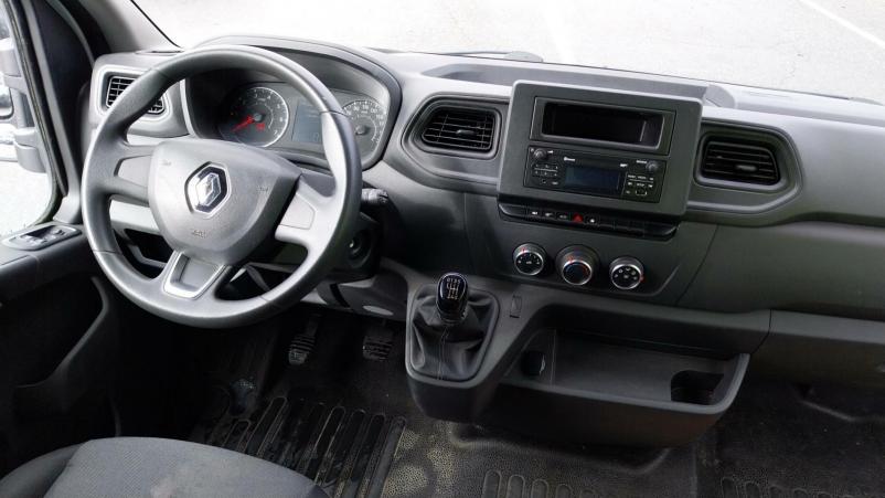 Vente en ligne Renault Master 3 Châssis Cabine MASTER CAISSE GRAND VOLUME HAYON 3.5T L3 ENERGY DCI 145   au prix de 24 970 €