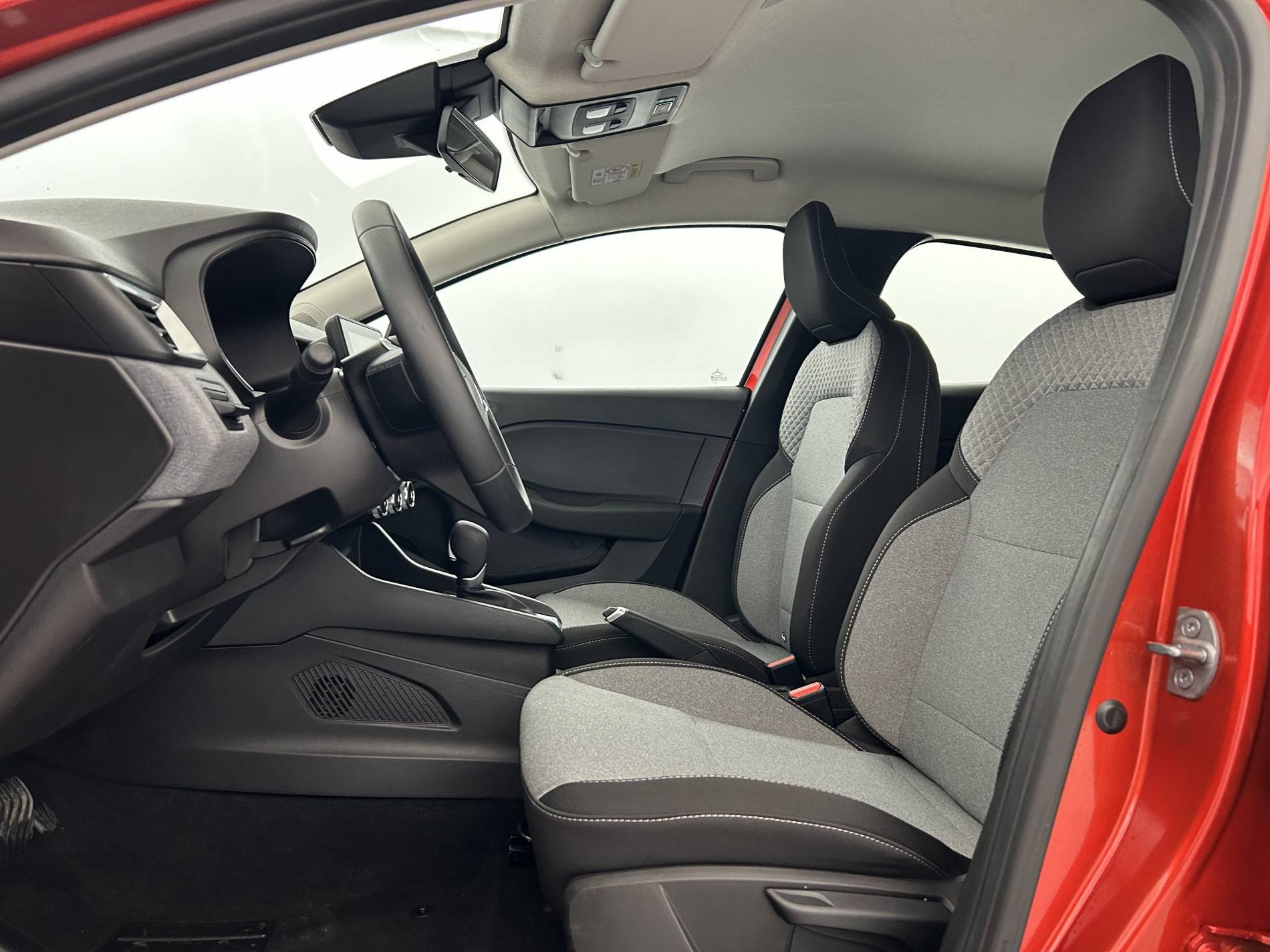 Vente en ligne Renault Clio 5 Clio E-Tech full hybrid 145 au prix de 19 990 €