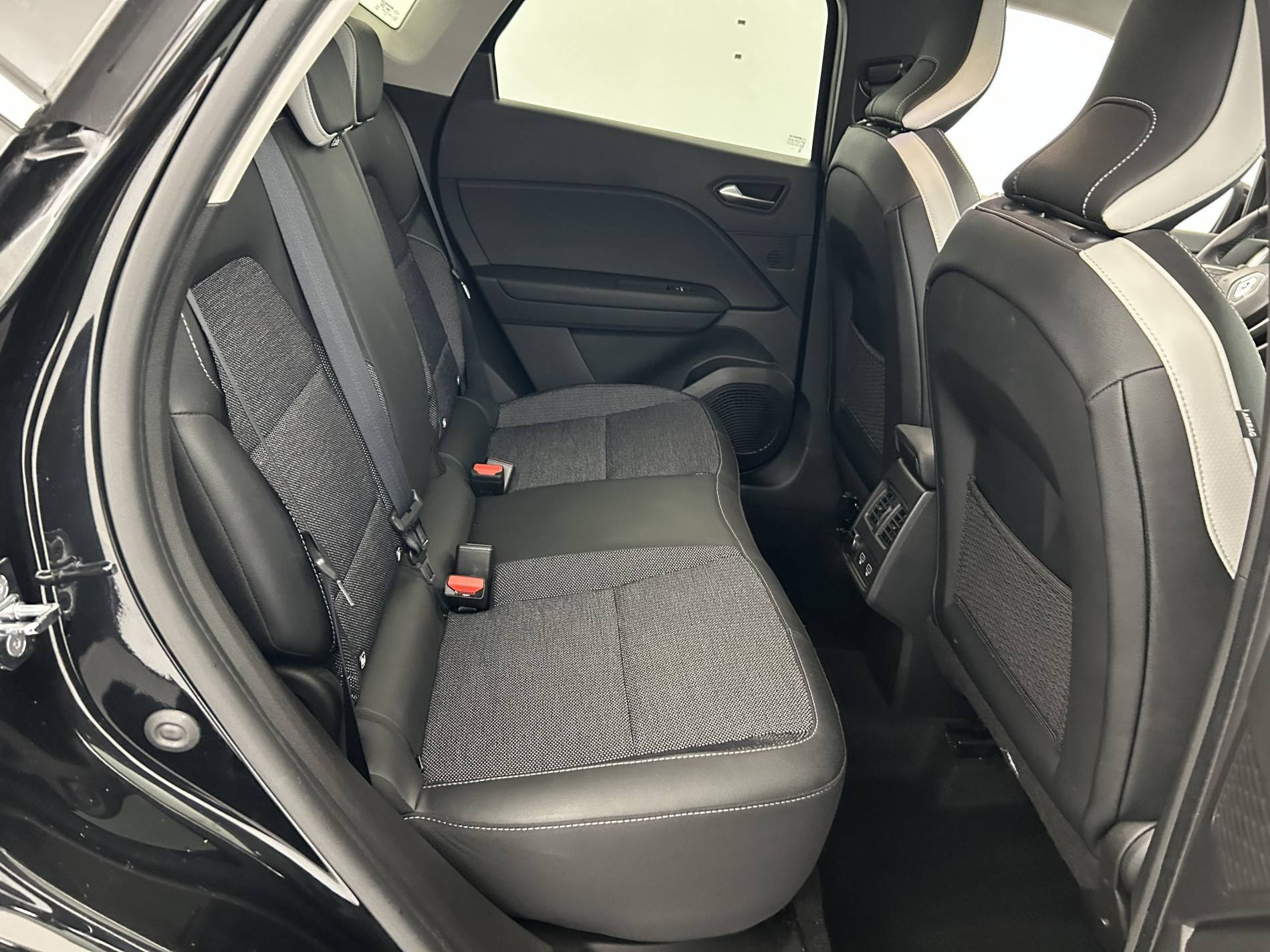 Vente en ligne Renault Captur  E-Tech Plug-in 160 - 21 au prix de 20 990 €