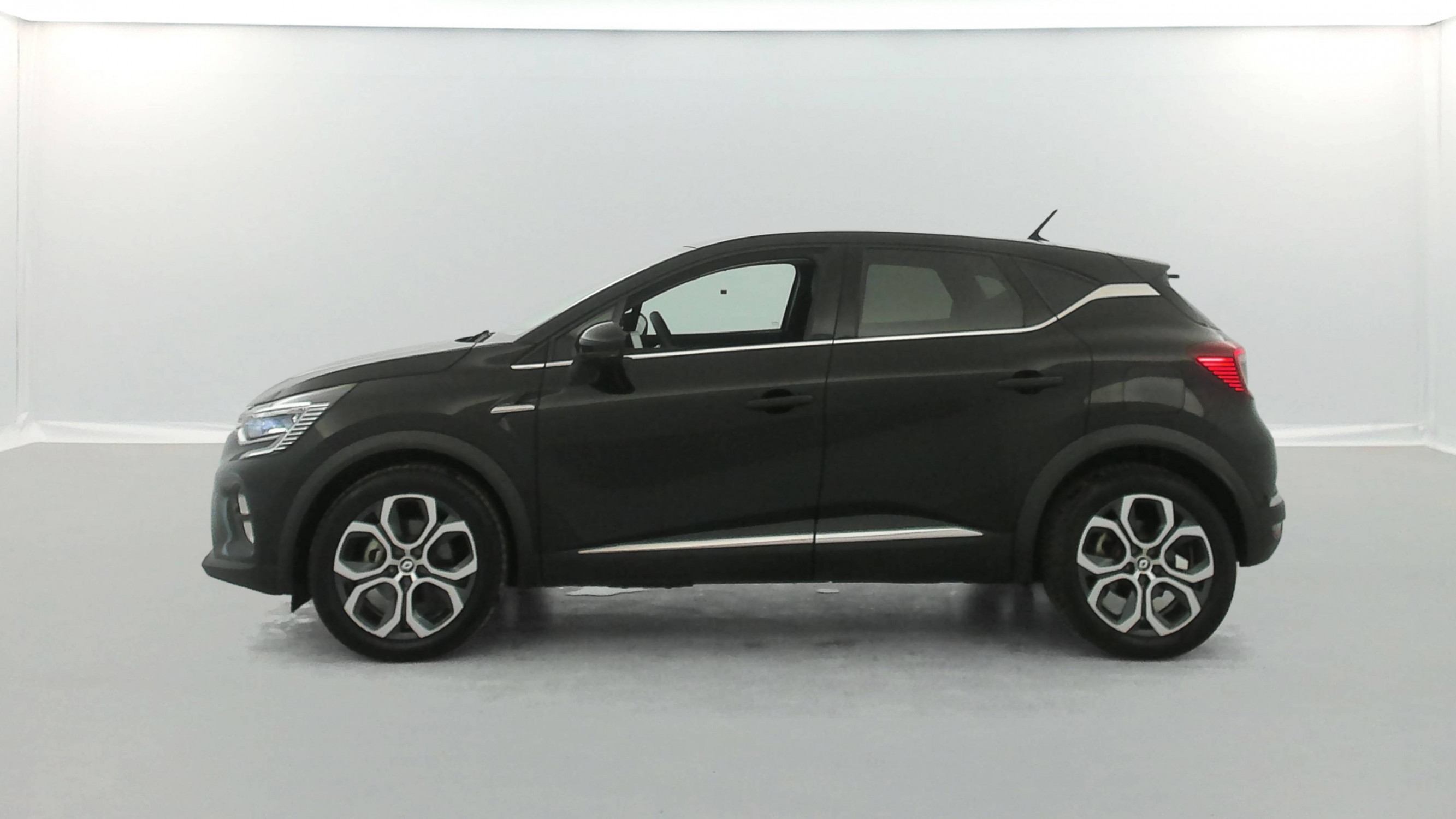 Vente en ligne Renault Captur  E-Tech Plug-in 160 - 21 au prix de 20 990 €