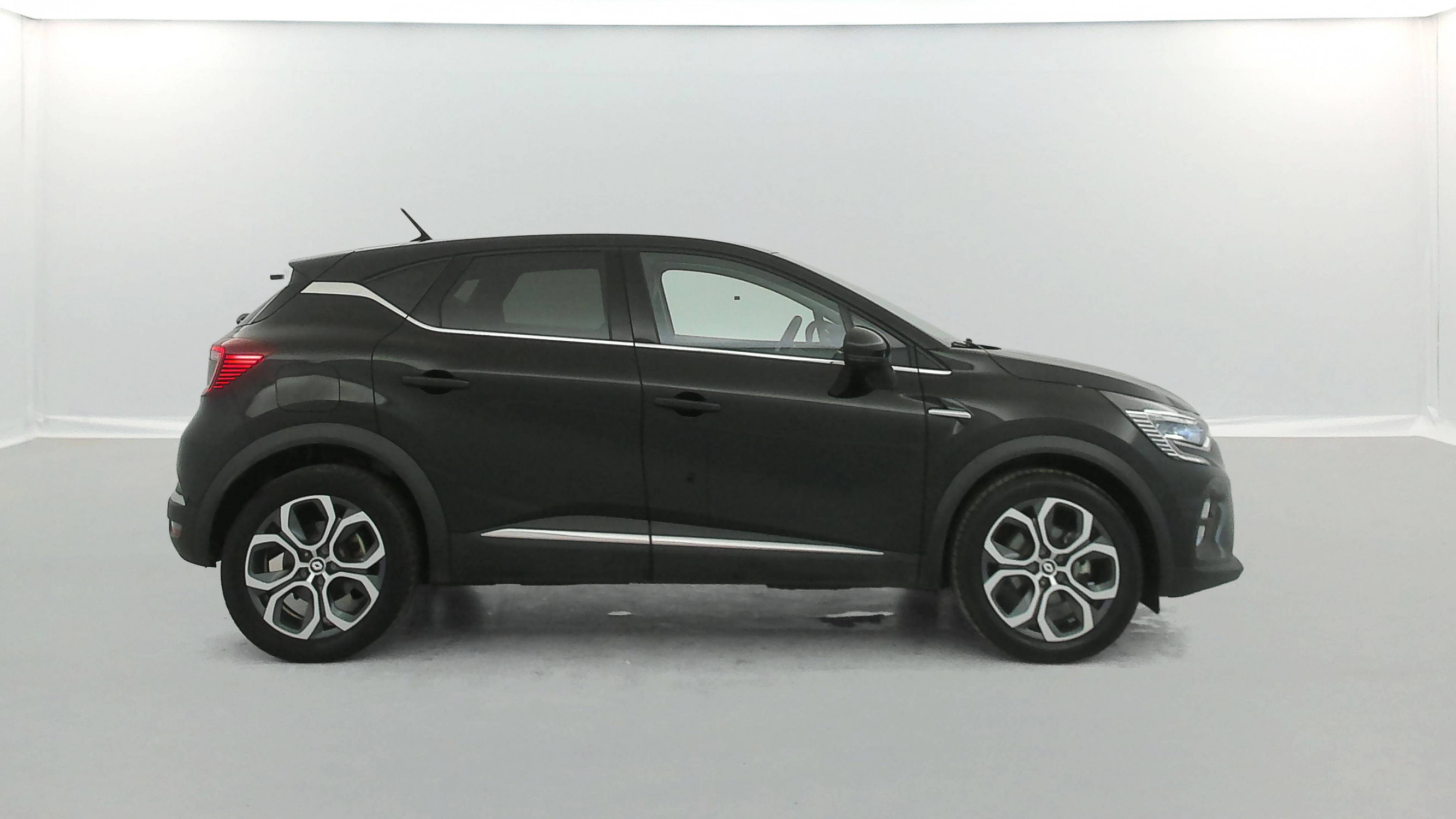 Vente en ligne Renault Captur  E-Tech Plug-in 160 - 21 au prix de 20 990 €
