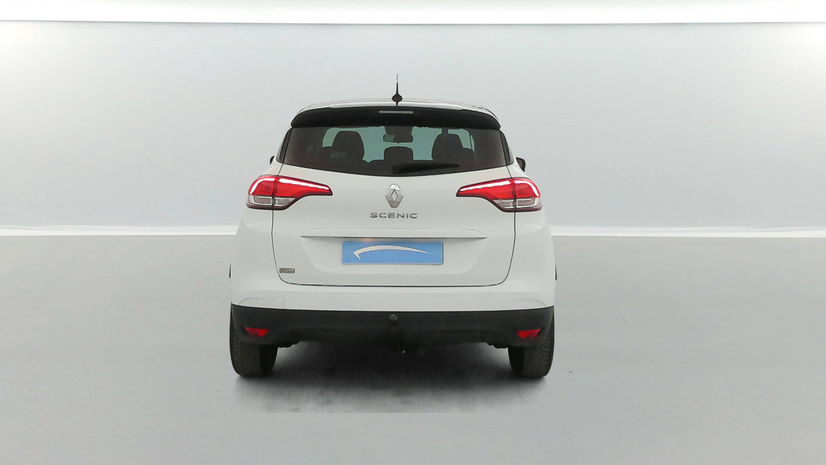 Vente en ligne Renault Scenic 4 Scenic Blue dCi 120 au prix de 16 890 €