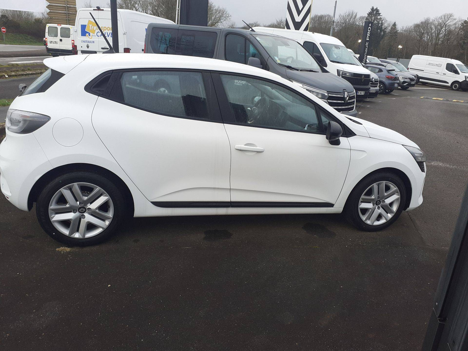 Vente en ligne Renault Clio 5 Clio Eco-G 100 ch GSR2 au prix de 18 990 €