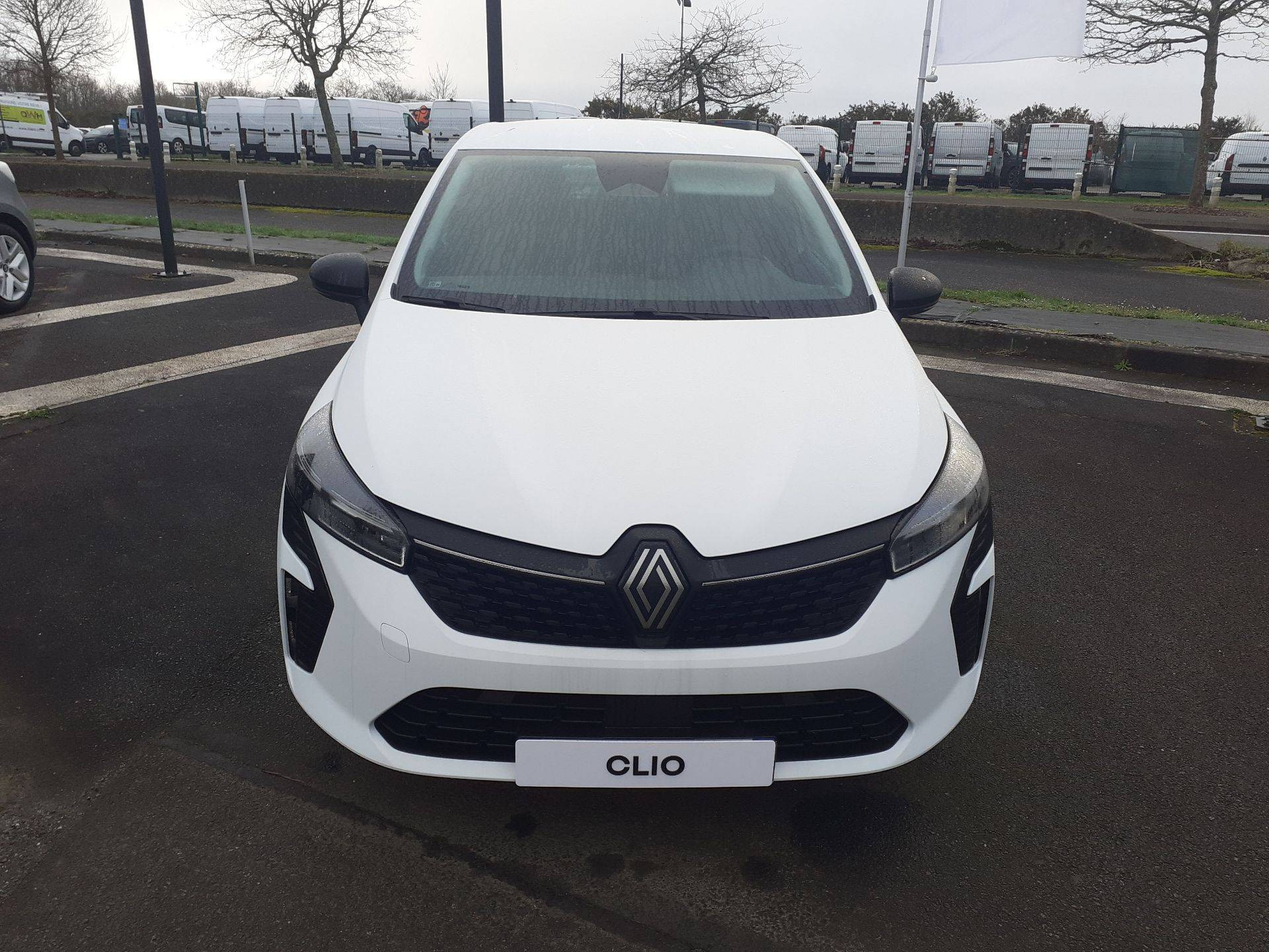 Vente en ligne Renault Clio 5 Clio Eco-G 100 ch GSR2 au prix de 18 990 €