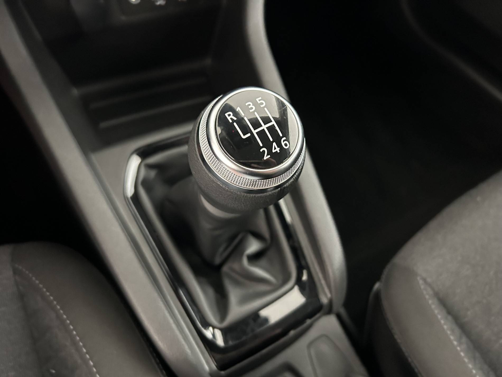 Vente en ligne Renault Clio 5 Clio TCe 90 au prix de 13 990 €