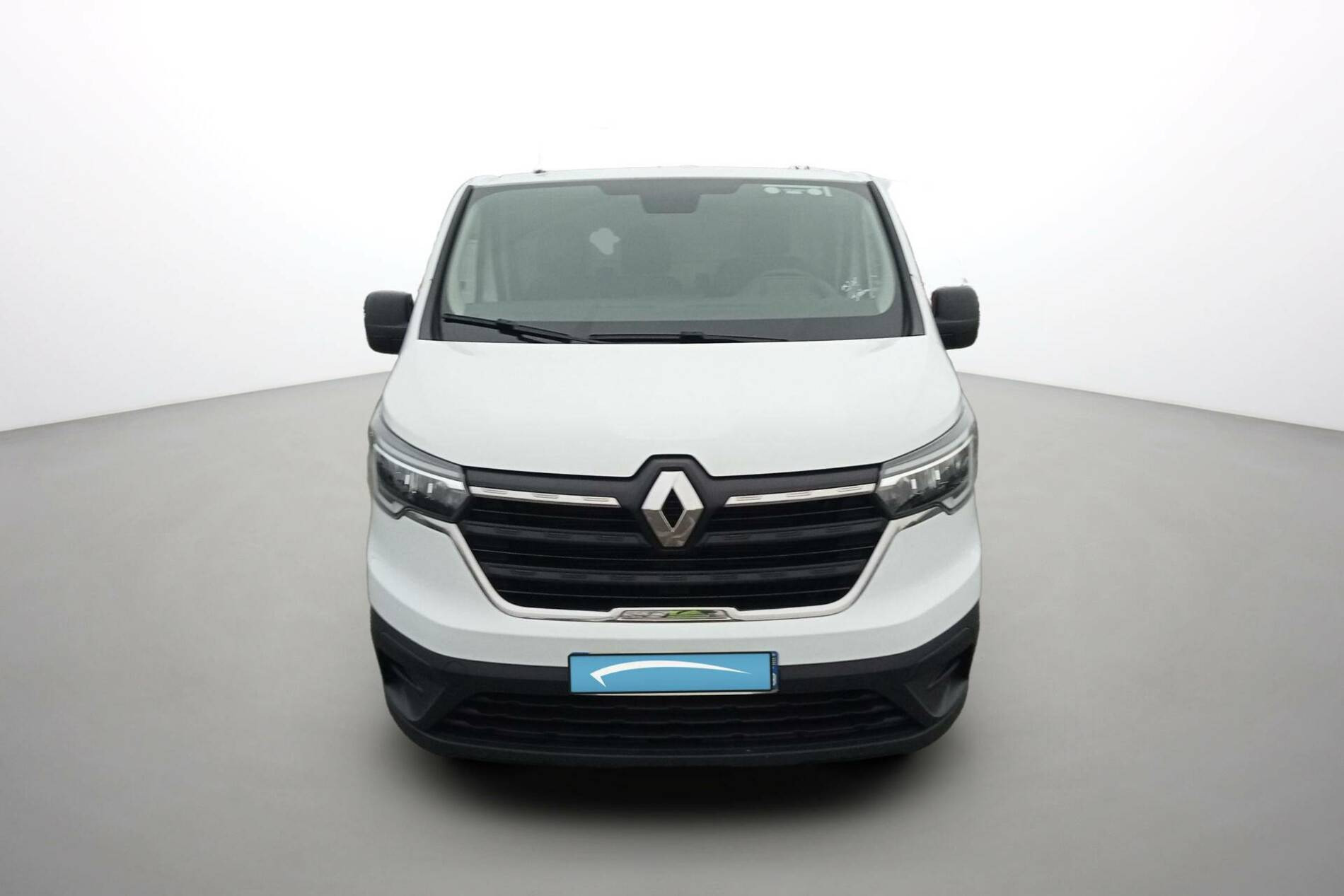 Vente en ligne Renault Trafic 3 Fourgon TRAFIC FGN L1H1 3T BLUE DCI 130 GSR2 au prix de 25 890 €