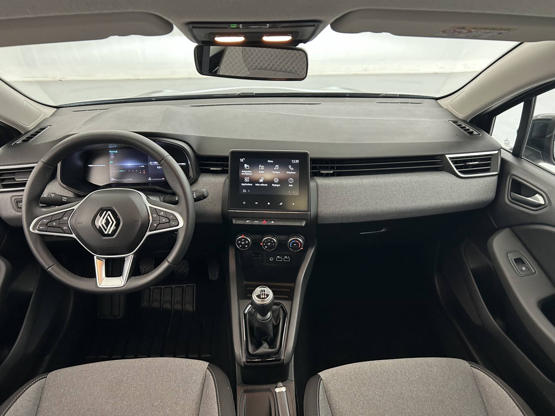 Vente en ligne Renault Clio 5 Clio TCe 90 au prix de 16 490 €