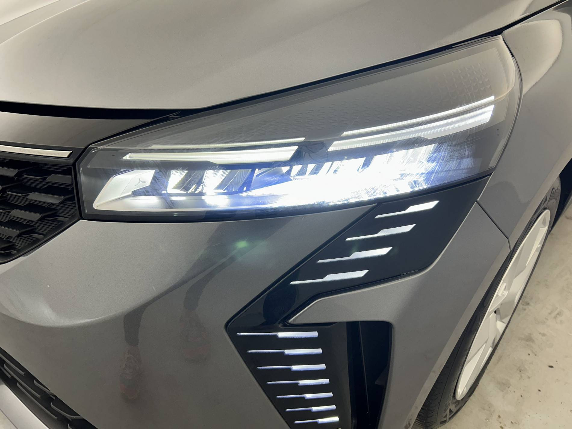 Vente en ligne Renault Clio 5 Clio TCe 90 au prix de 16 490 €