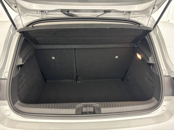 Vente en ligne Renault Clio 5 Clio TCe 90 au prix de 16 470 €