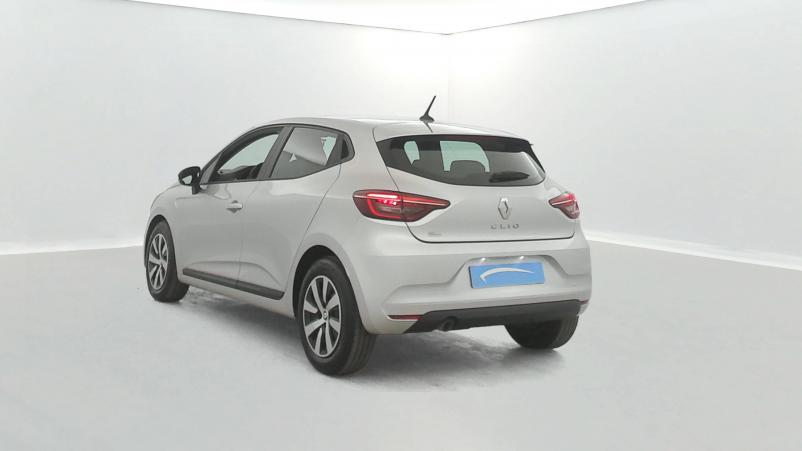 Vente en ligne Renault Clio 5 Clio TCe 90 au prix de 16 470 €