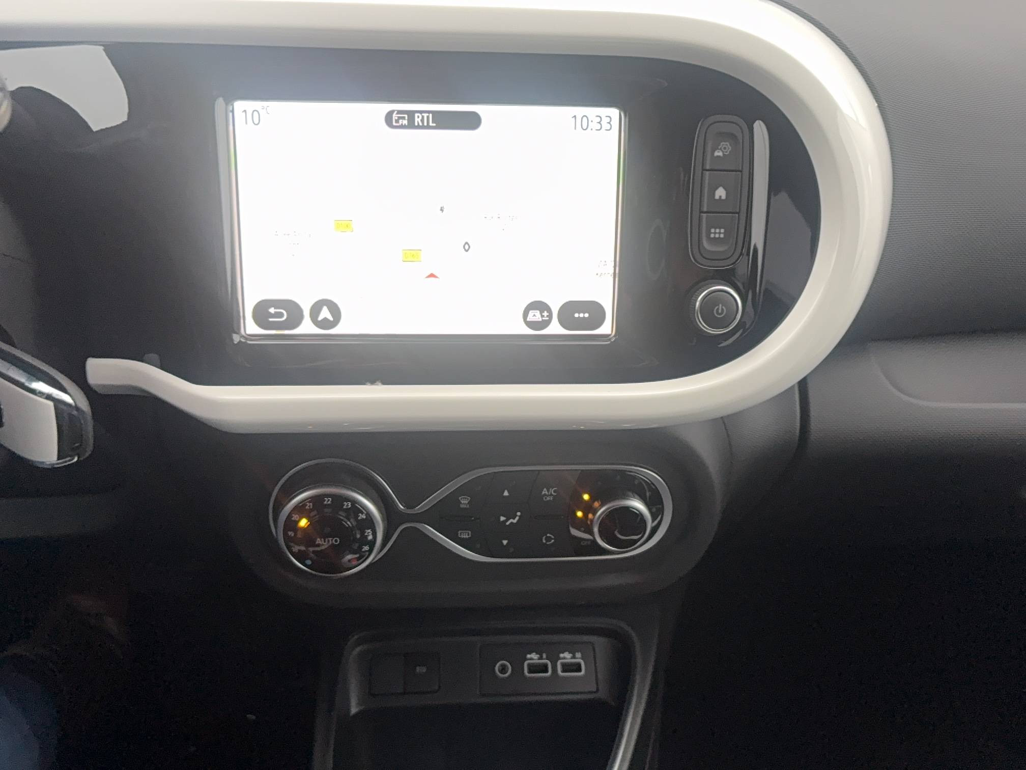 Vente en ligne Renault Twingo Electrique Twingo III E-Tech au prix de 14 890 €