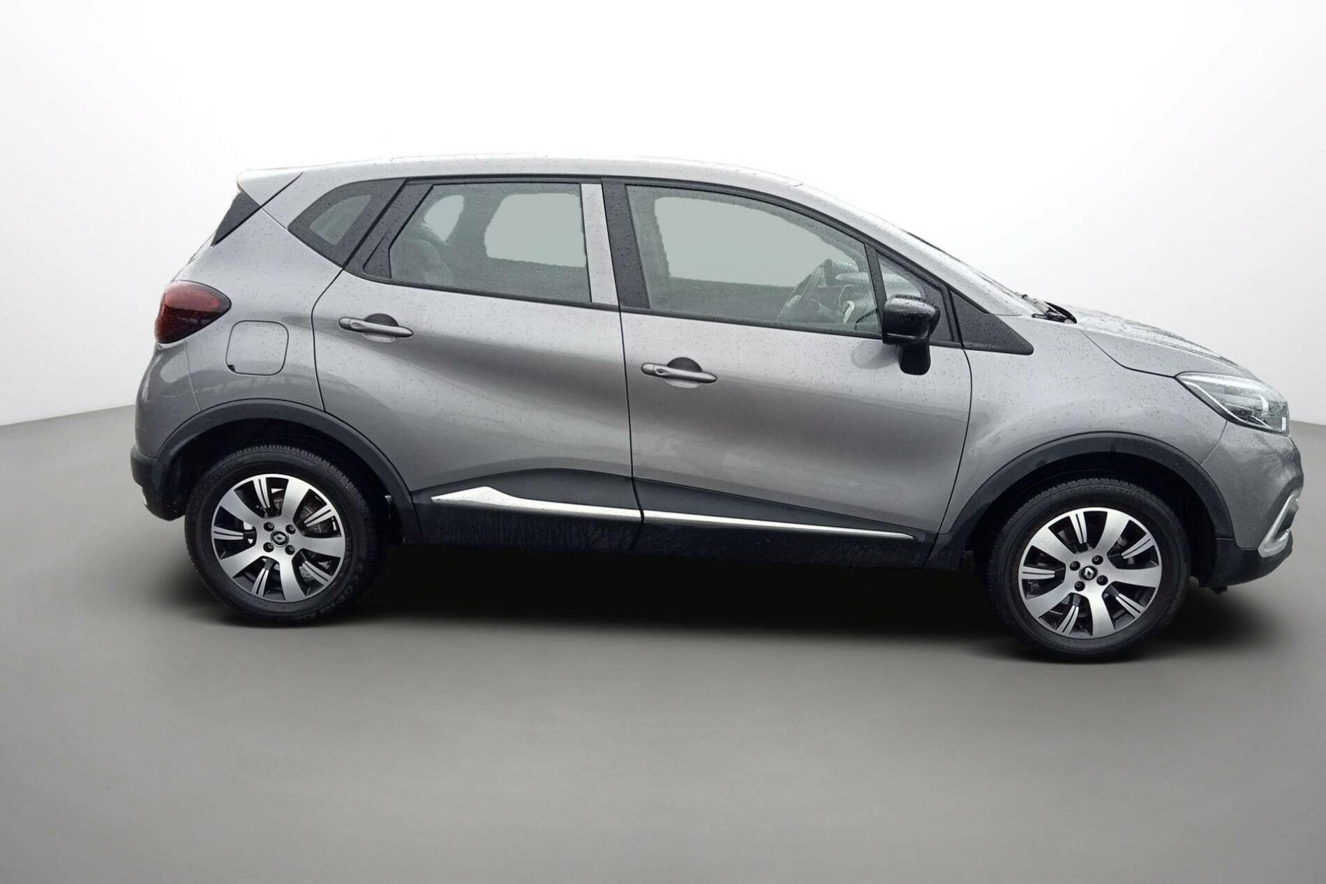 Vente en ligne Renault Captur  TCe 120 Energy EDC au prix de 13 990 €