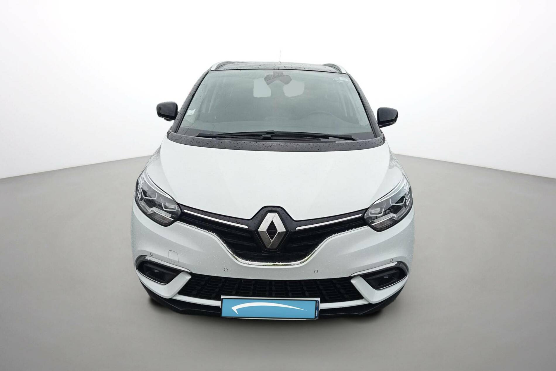 Vente en ligne Renault Grand Scenic 4 Grand Scenic TCe 140 EDC au prix de 25 990 €
