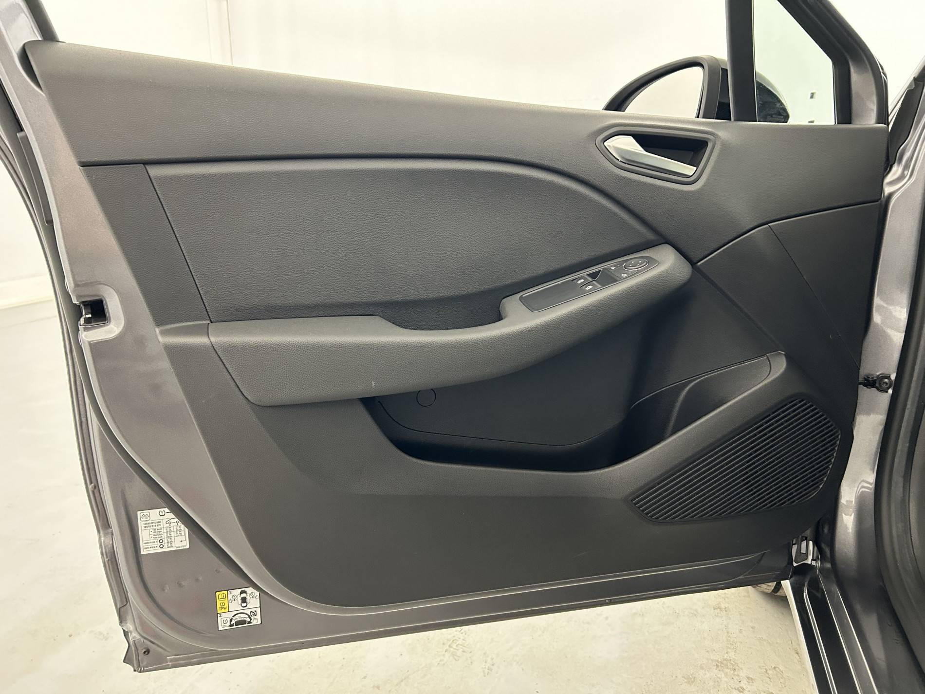 Vente en ligne Renault Clio 5 Clio TCe 90 au prix de 13 990 €