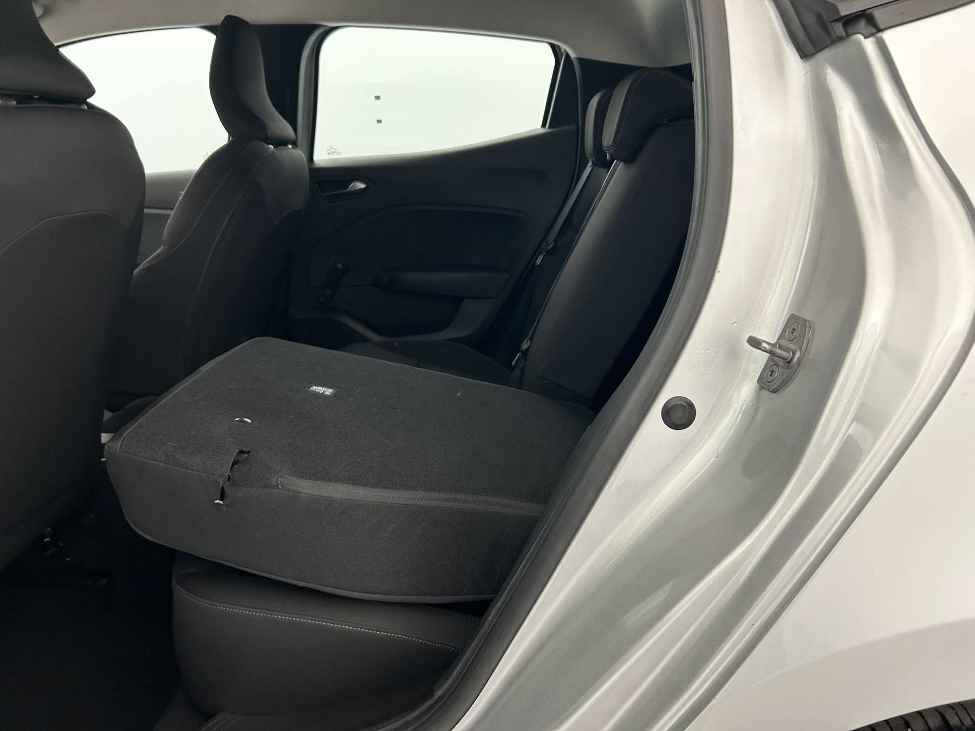 Vente en ligne Renault Clio 5 Clio TCe 90 au prix de 13 990 €