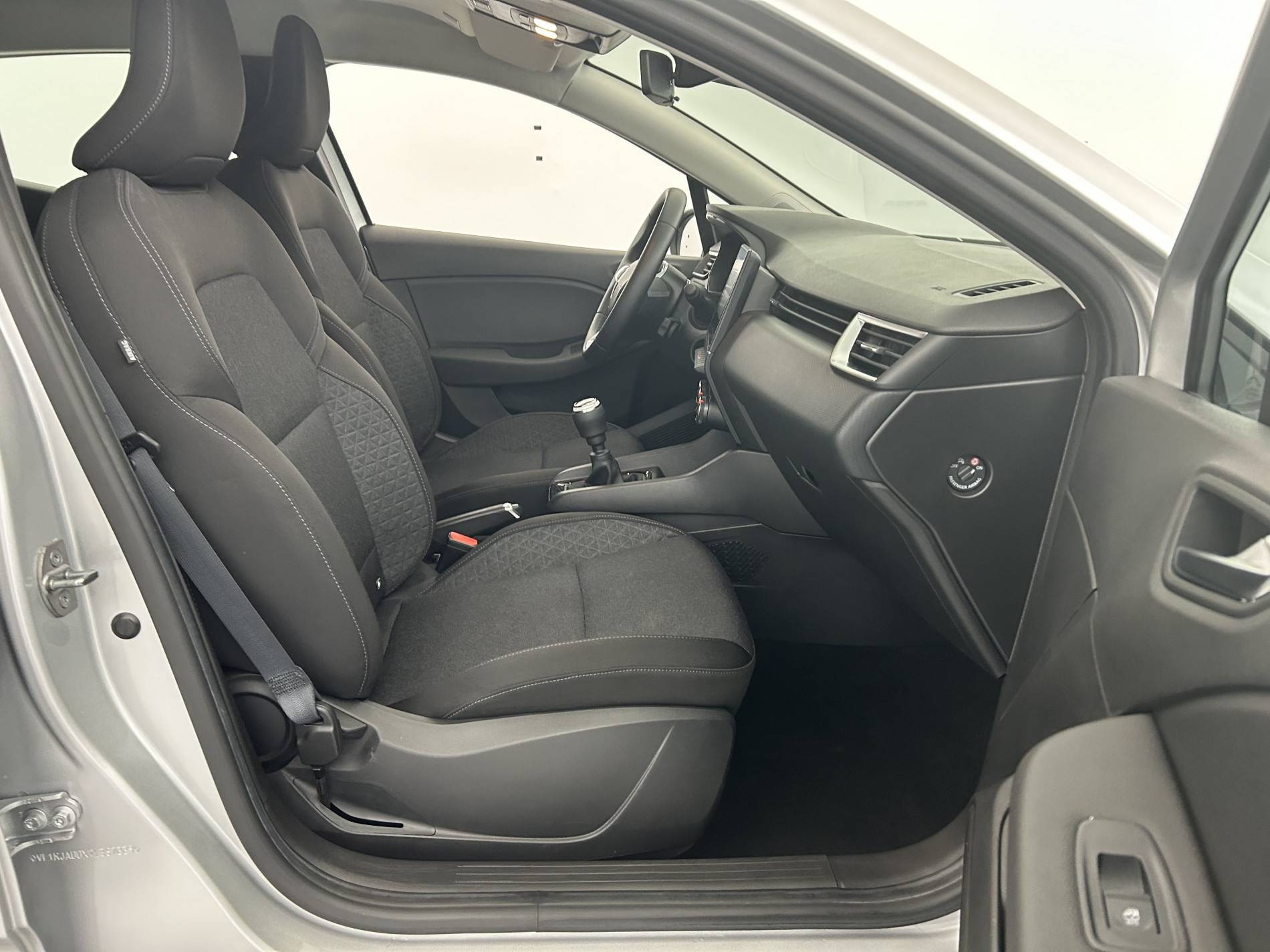 Vente en ligne Renault Clio 5 Clio TCe 90 au prix de 13 990 €