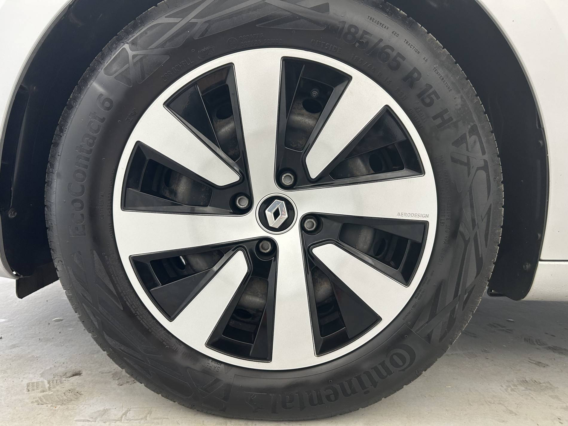 Vente en ligne Renault Clio 5 Clio TCe 90 au prix de 13 990 €