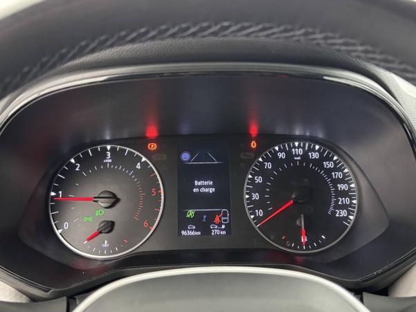 Vente en ligne Renault Clio 5 Clio Blue dCi 100 au prix de 14 570 €